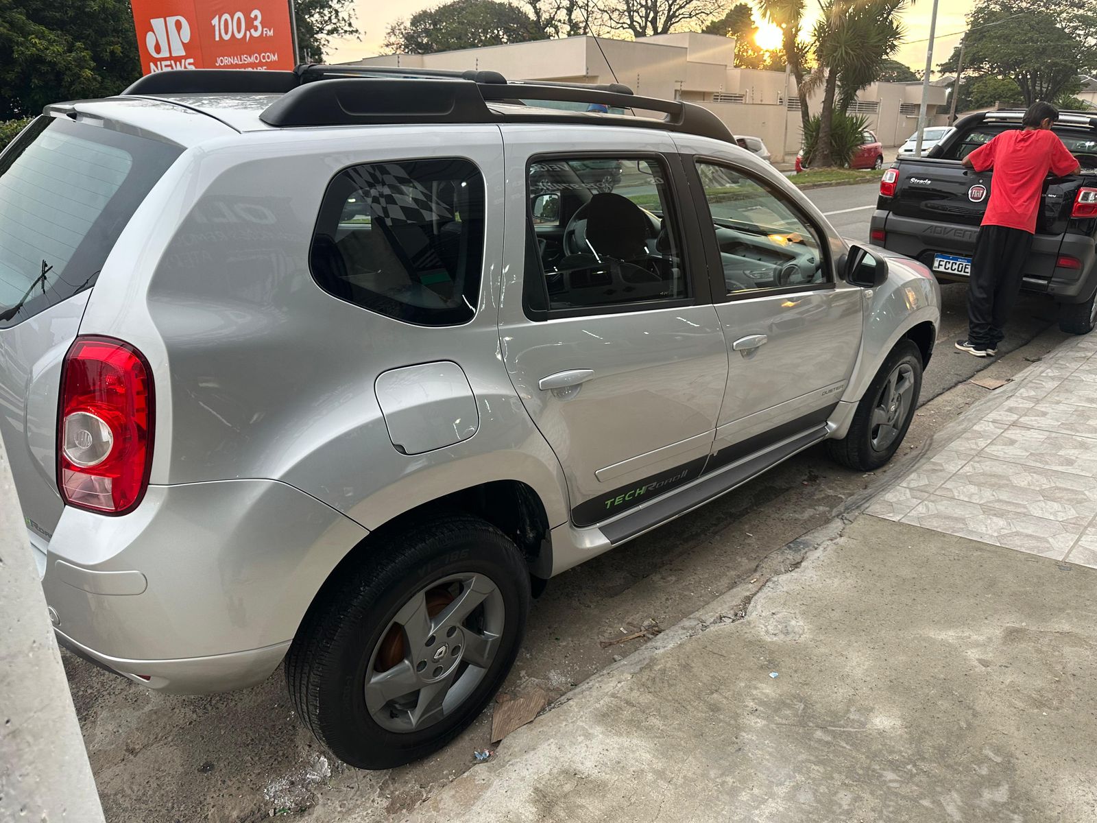 RENAULT DUSTER DYNAMIQUE - Foto 4