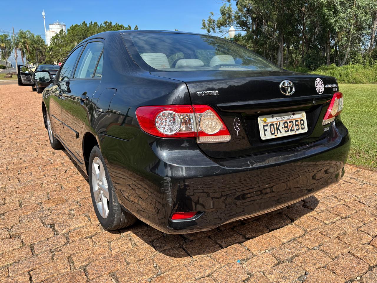TOYOTA  COROLLA XEI - Foto 7